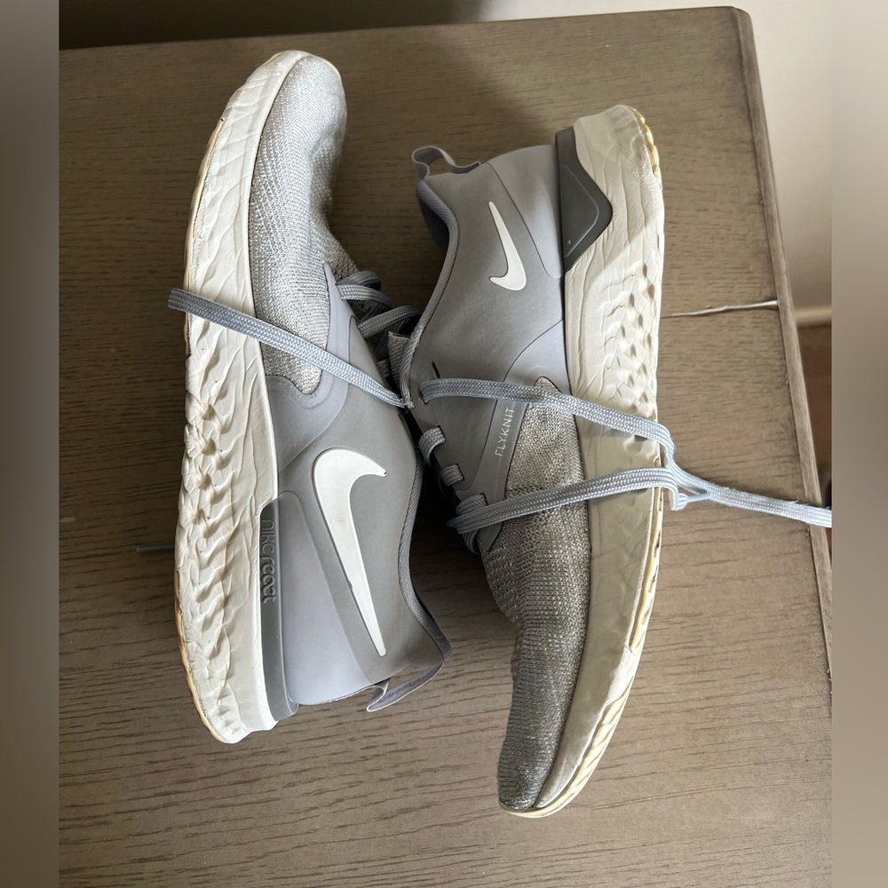 Nike Odyssey React 2 Flynit Wolf Grey/Platinum Tint Women's Size 9 AH1016-002